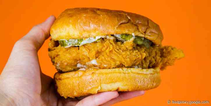 Popeyes takes aim at McDonald's new chicken sandwich with its own free sandwich giveaway