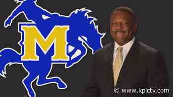 McNeese adds Willie Mack Garza to football coaching staff - KPLC