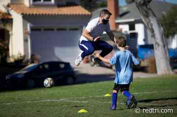 Coaching Your Kiddo's Soccer Team? MOJO Is the New App You Need - Red Tricycle