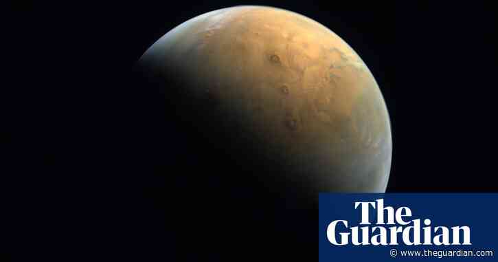 Spacewatch: Hope spacecraft sends back pictures of Mars volcanoes