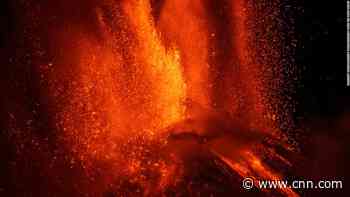 See mesmerizing night footage of Mount Etna erupting