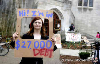Who benefits from Democrats' student loan plan? Not the people at the bottom