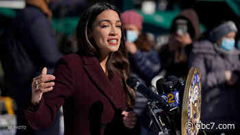 US Rep. Alexandria Ocasio-Cortez visiting Houston after raising $2M for Texas relief in under 24 hours - KABC-TV