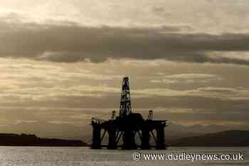 Offshore workers back 'landmark' agreement on terms and conditions - Dudley News