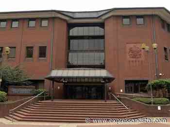 Jury deliberates over murder charge against Dudley father - expressandstar.com