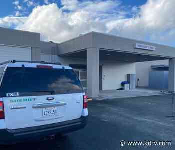 Sheriff: Inmate shot and killed by deputy during struggle at Fairchild Medical Center in Yreka - KDRV