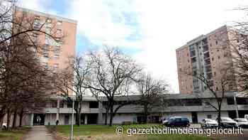 CENTRI DI VICINATO IN CRISI/1. Modena. Lucchetti e abbandono ma alle Torri si resiste «Dobbiamo provarci» - La Gazzetta di Modena