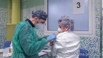 Vaccino anti-Covid per il personale scolastico: ecco come prenotare a Modena - La Gazzetta di Modena