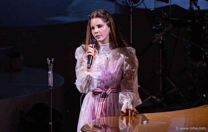 Lana Del Rey says she’s recorded a cover album of country songs