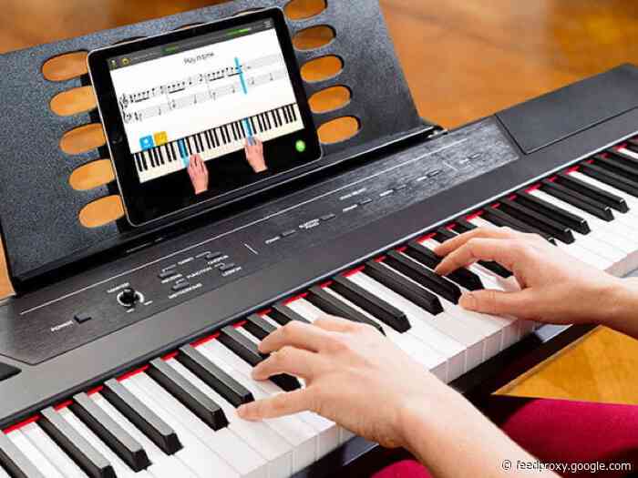 Sunday Deals: Skoove Premium Piano Lessons: Lifetime Subscription