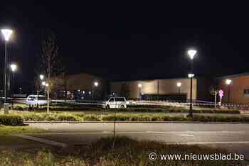 Jonge vader Jason (22) sterft na steekpartij op parking middelbare school: “Verschrikkelijk voor zijn zoontje”