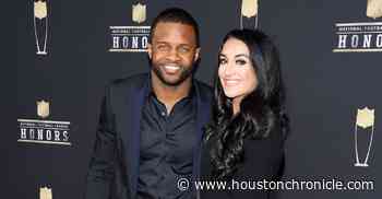 Texans' Randall Cobb, Aiyda Cobb give back to Baby2Baby, Houston Food Bank - Houston Chronicle