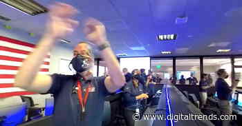 Immersive 360 video captures Mission Control celebrations of Mars landing