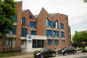 Politie legt flatfeestje met zes stil<BR />