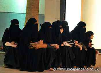 Women in Saudi Arabia allowed to join military