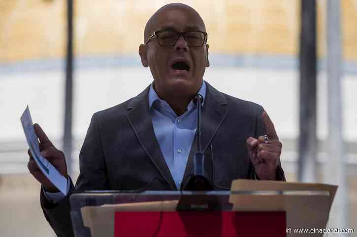 “Tenemos a alguien escuchando todo”: Jorge Rodríguez reveló una reunión entre líderes opositores con James Story en Bogotá