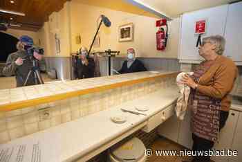 Toneelkring laat je speuren naar ‘moordenaar’ tijdens mysterieuze theatertocht: “Als we niet mogen optreden, gaan we wel naar buiten”