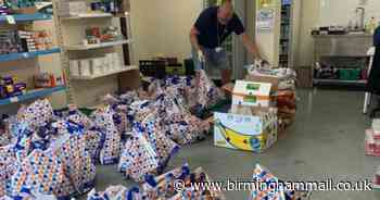'Life-saving' social supermarket gives thousands of fresh food parcels to families in pandemic - Birmingham Live