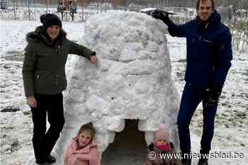 Gezin uit Edegem bouwt levensgrote iglo in de tuin - Het Nieuwsblad