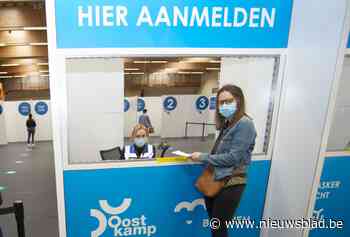 Thuisverpleegster Hannelore kreeg als een van eersten een coronaprik: “Op een halfuurtje stond ik terug buiten”