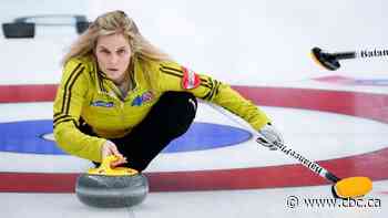 Jennifer Jones breaks career wins record at Scotties