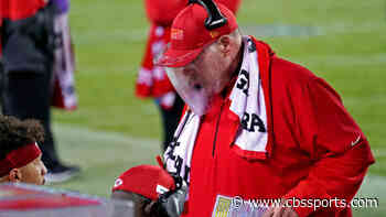 Andy Reid's face shield from Chiefs' 2020 season is on display at Pro Football Hall of Fame