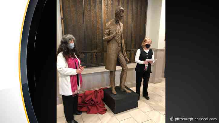 Wilkinsburg Historical Society Unveils New Statue Of Abraham Lincoln