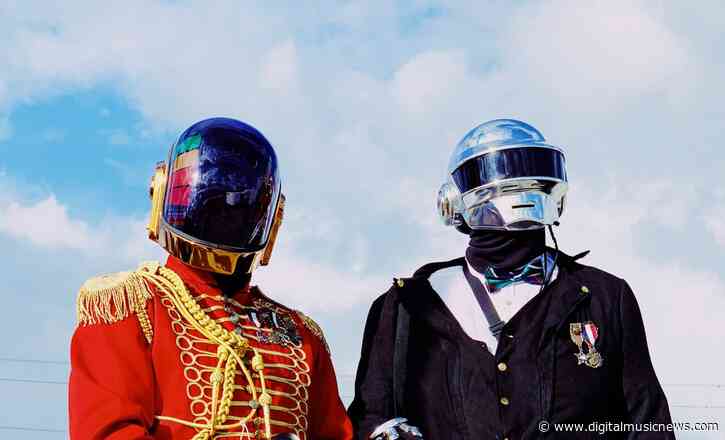 Lindsay Lohan Cashing In On Daft Punk Split with $15K NFT on Rarible
