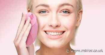 This £30 skin gadget is a dupe of Foreo’s £139 cleansing device that celebs love - Mirror Online