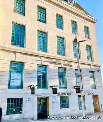 Woolwich Late Night Pharmacy praised over Covid vaccinations