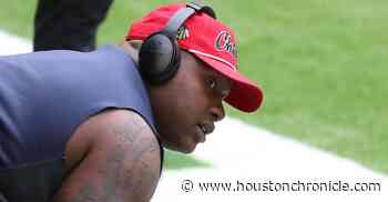 Texans' Laremy Tunsil returns to Houston to help storm victims - Houston Chronicle