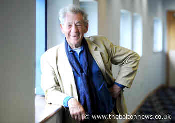 Lord of the Rings star Sir Ian McKellen signs open letter outlining  impact of Brexit on performers