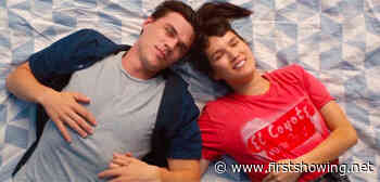 Finn Wittrock & Zoe Chao in Romantic Comedy 'Long Weekend' Trailer