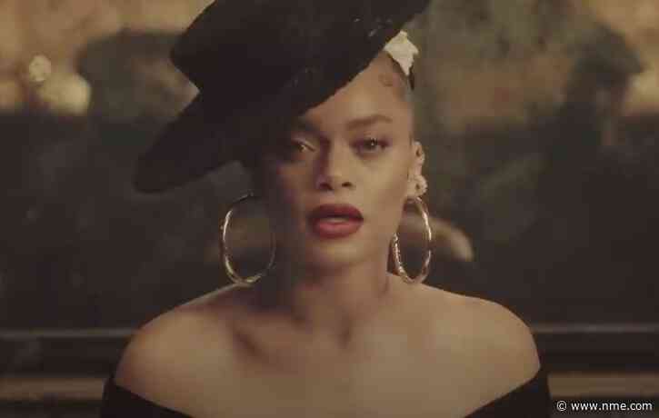Watch Andra Day deliver impressive ‘Strange Fruit’ medley on ‘Fallon’