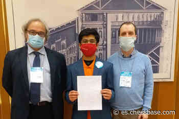 GM Leon Mendoca en Playchess - chessbase.com