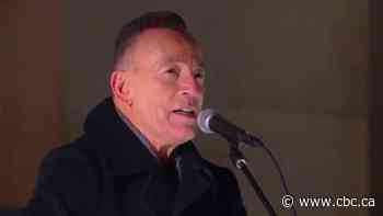 Drunk and reckless driving charges dropped against Bruce Springsteen