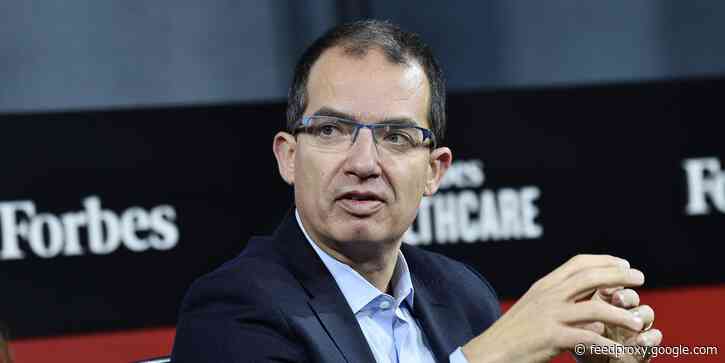 Moderna just laid out its strategy to fight coronavirus variants and says a new shot is ready to be tested