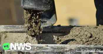 Hoe kan rotonde in Aalter aangelegd worden met beton van slechte kwaliteit? Betonexperte legt uit - VRT NWS