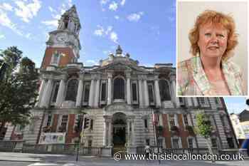 Greenwich Council leader announces changes to cabinet