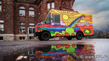 This fleet of Canada Post trucks went psychedelic thanks to a London, Ont., artist's 'funny idea'