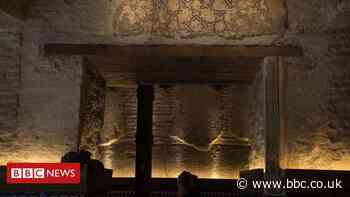Builders at Seville bar uncover '12th Century bathhouse'