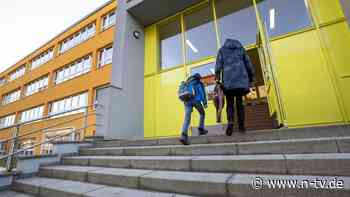 Lehrer-Ansturm auf Impftermine: Thüringen meldet Ausbrüche an Schulen und Kitas