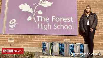 Forest of Dean food box helps students in food poverty - BBC News