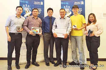 Gadgets for bank customers » Borneo Bulletin Online - Borneo Bulletin Online