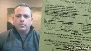 Ontario man fined $3.8K at land border crossing amid confusion over who's 'essential'