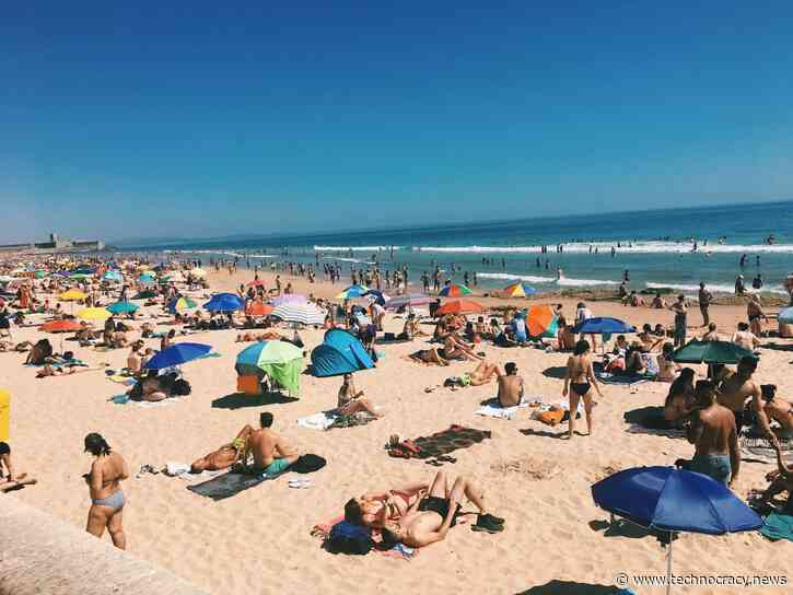 Scientists: Vaccination May Be Needed Before Every Holiday