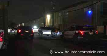 Man killed in north Houston by shooter who told police he was held hostage - Houston Chronicle