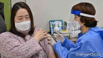 Coronavirus variants still pose 'risk of rapid re-acceleration,' says Canada's top doctor