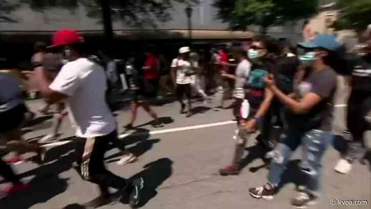 Lawmakers work to make Juneteenth a national holiday