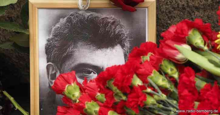Moskau: Gedenken an ermordeten Nemzow und Preis für Nawalny